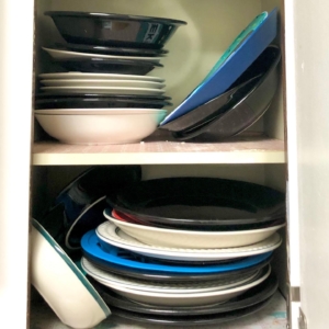 Houston home organizing services - dishes before