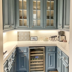 Tanglewood home organizing services - butler pantry after